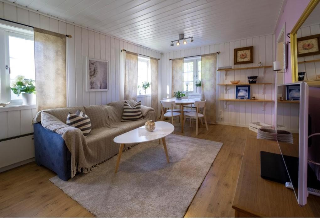 Lilla Groena Huset Pa Garden Härnösand Eksteriør bilde