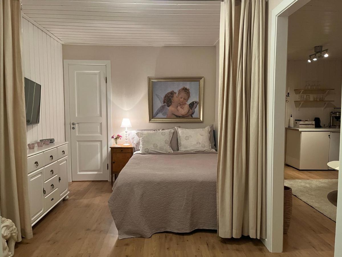 Lilla Groena Huset Pa Garden Härnösand Eksteriør bilde